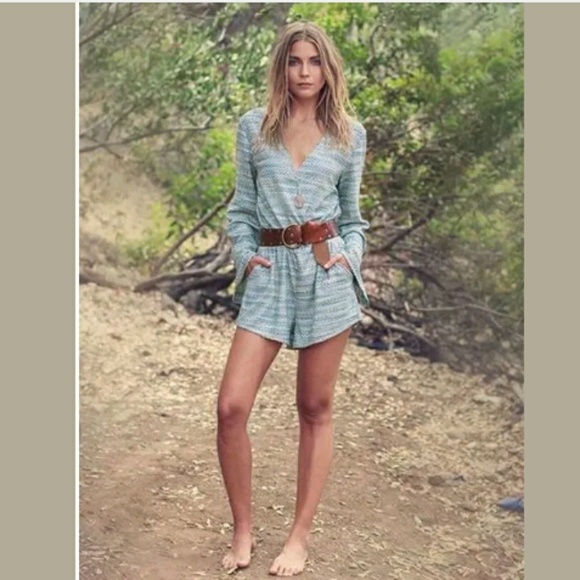 Astars Multicolor Striped Stretch Romper SZ XS - Picture 2 of 8